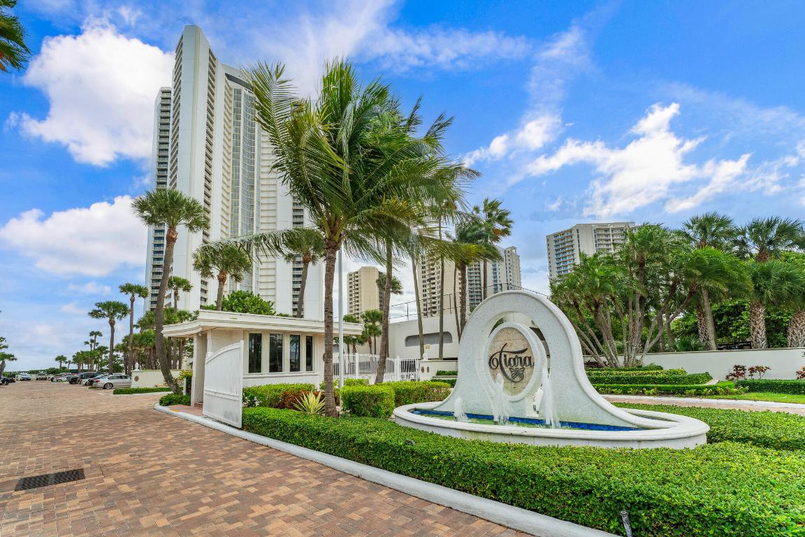 3000 N Ocean Drive 17d