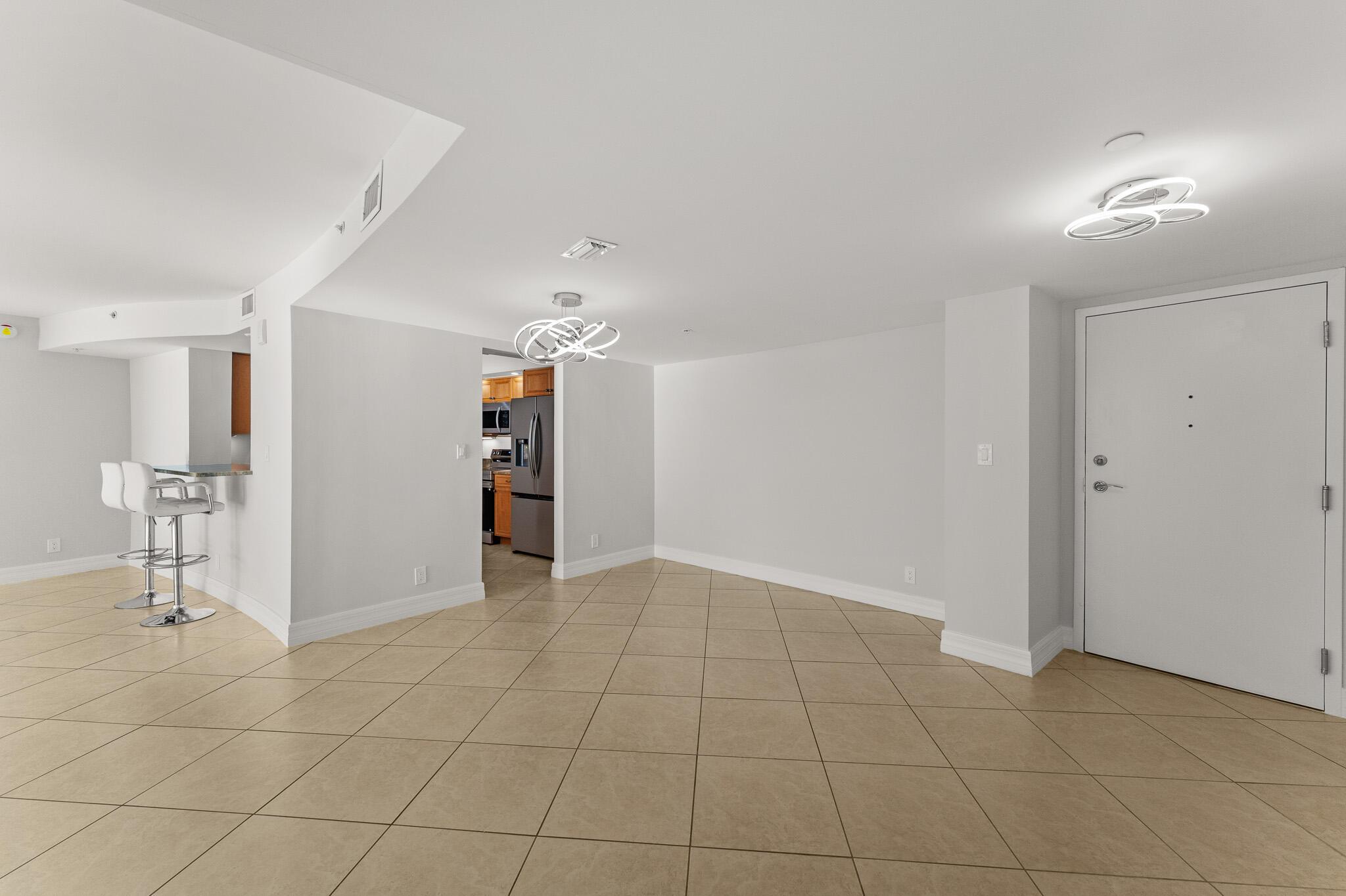 TIARA CONDO - Residential