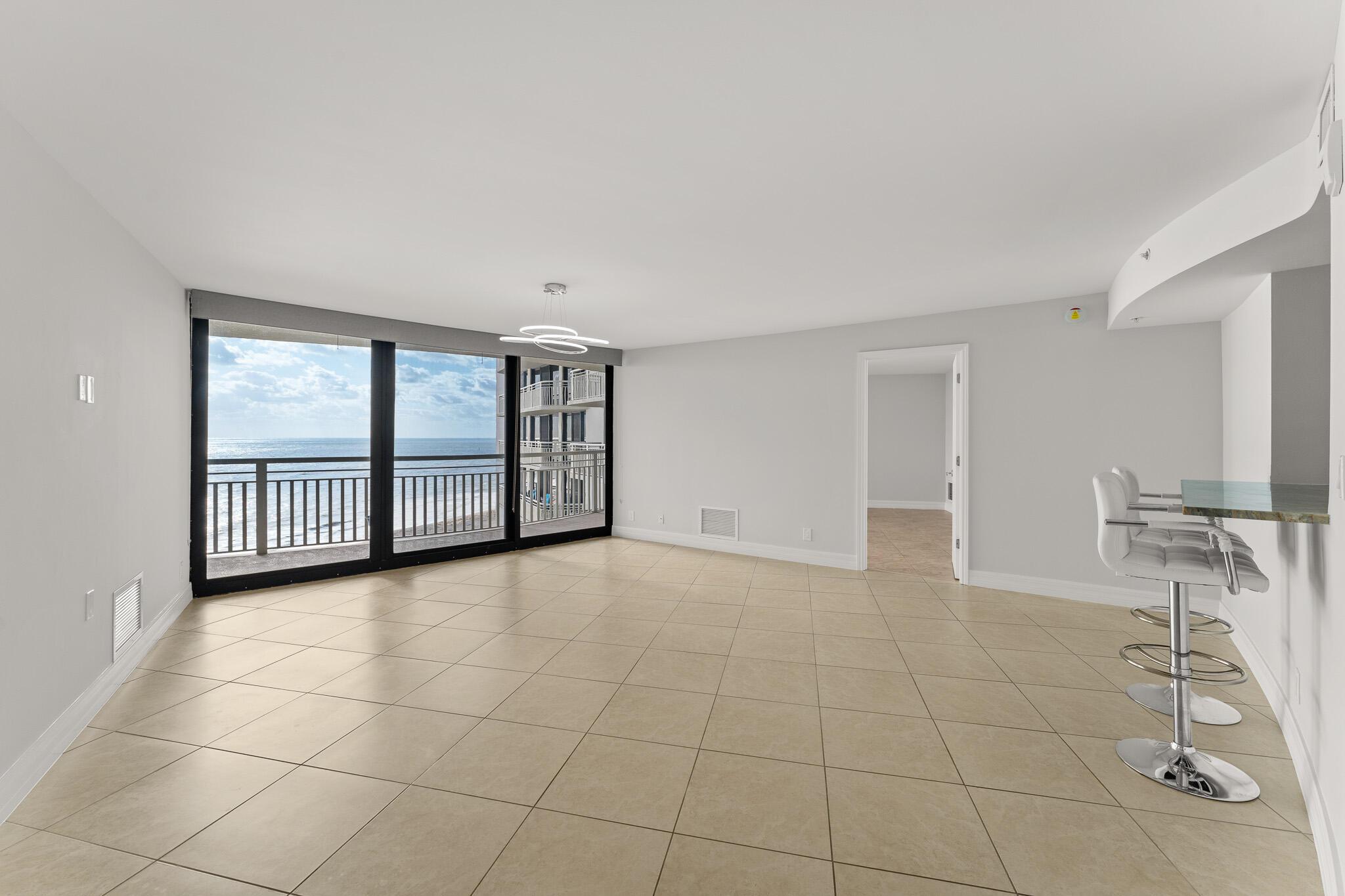 TIARA CONDO - Residential