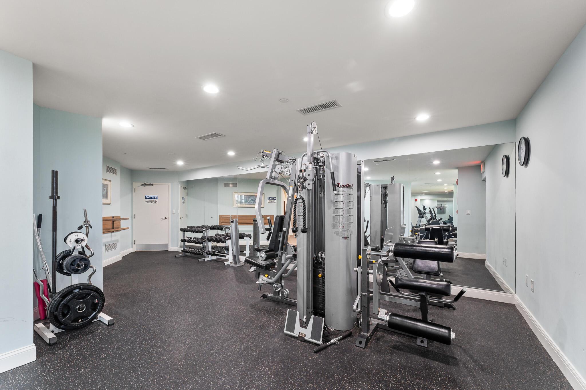 TIARA CONDO - Residential