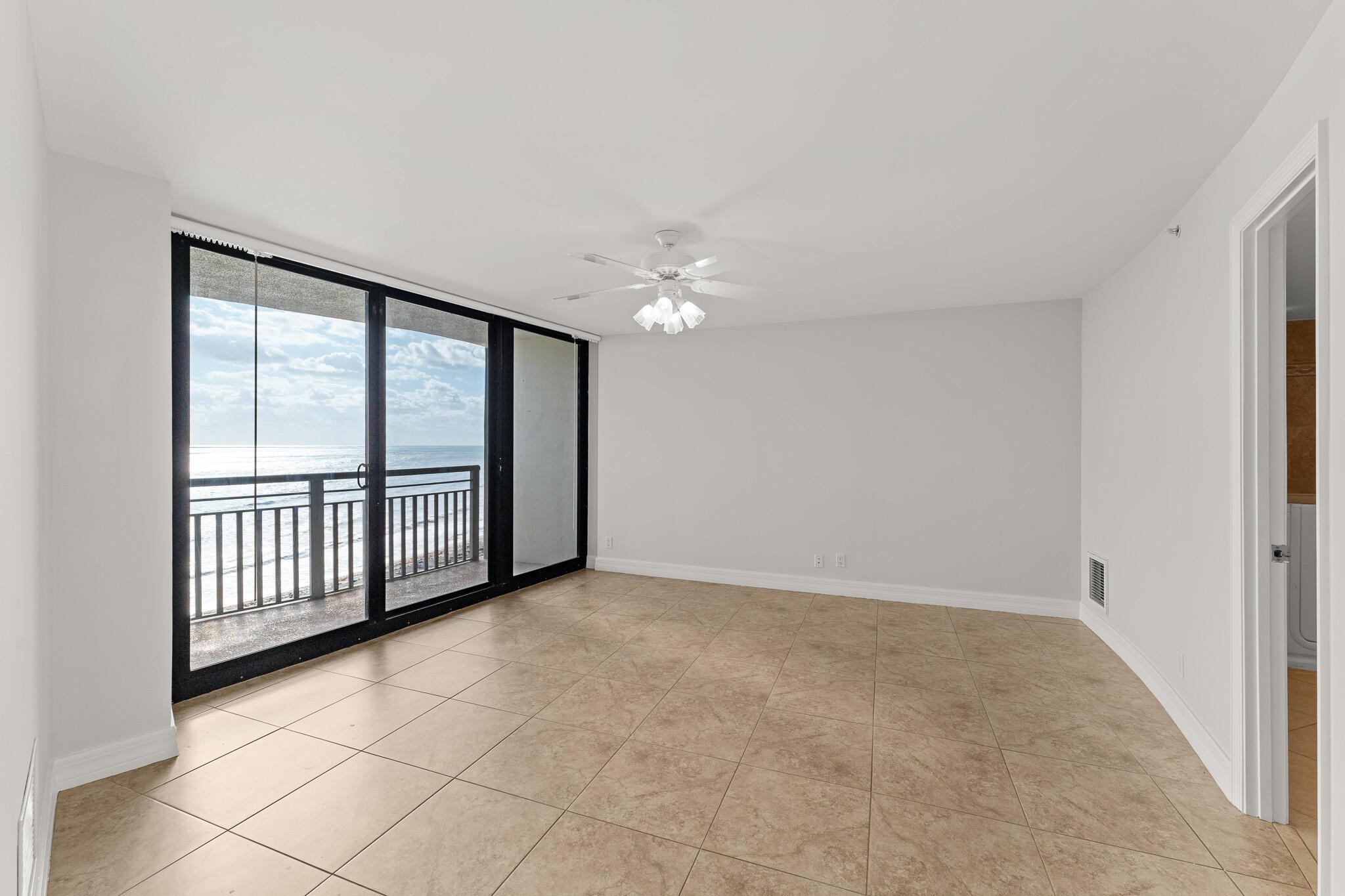 TIARA CONDO - Residential