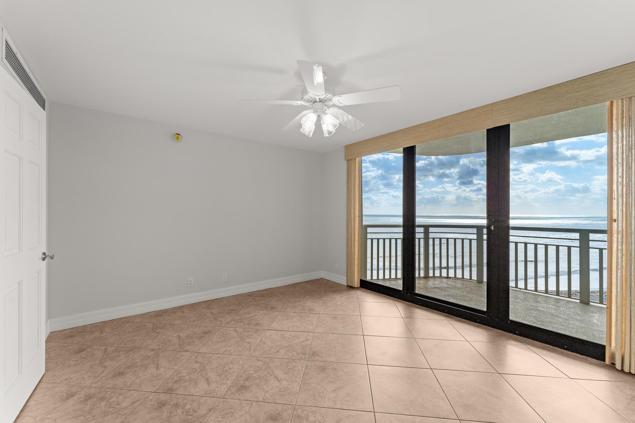 TIARA CONDO - Residential