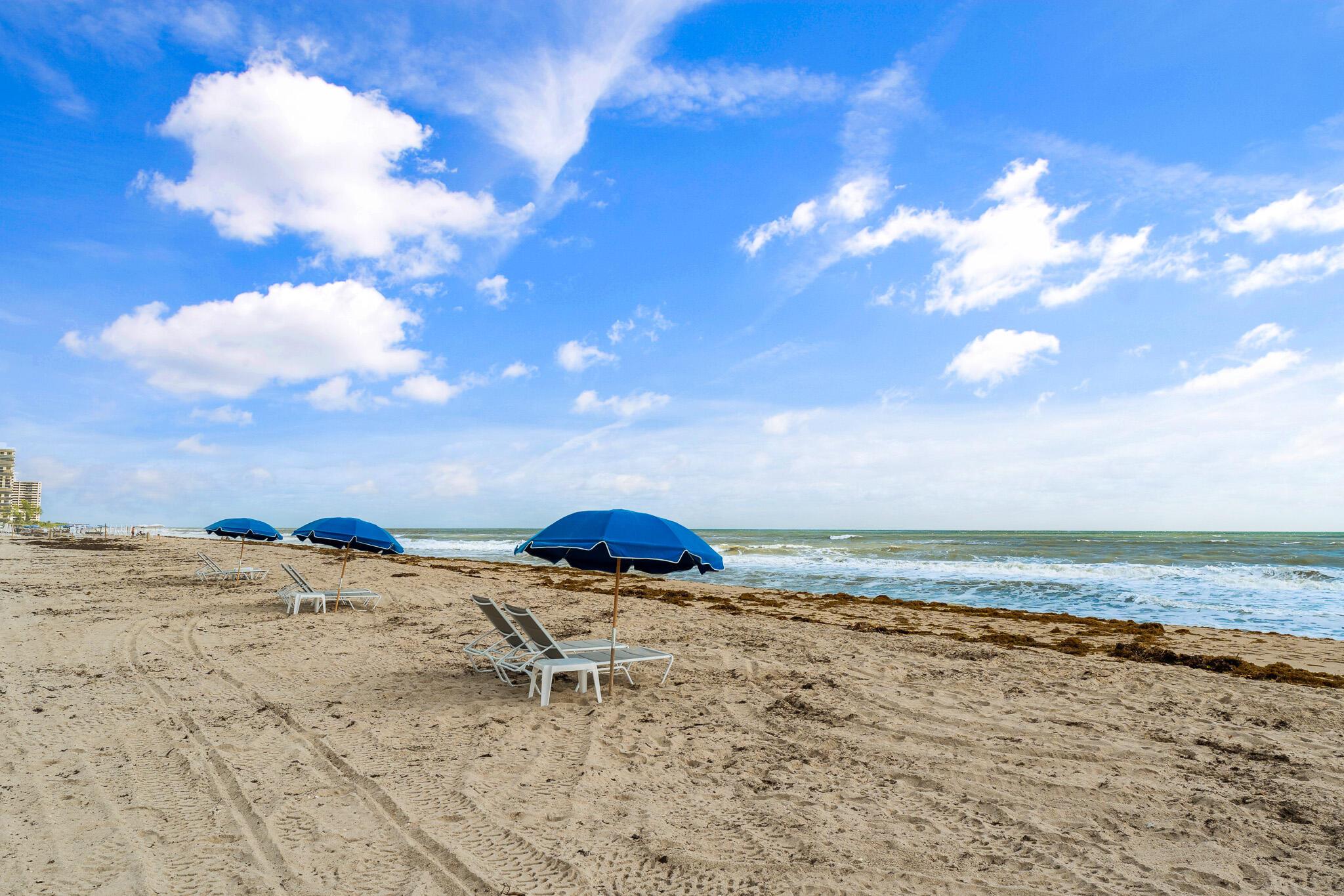 TIARA CONDO - Residential