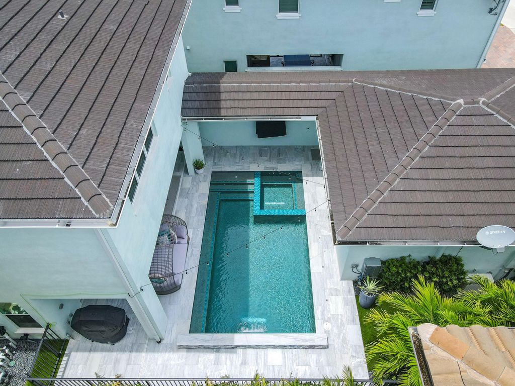 Photo of 13378 Machiavelli Way, Palm Beach Gardens, FL 33418 (MLS # R10948858)