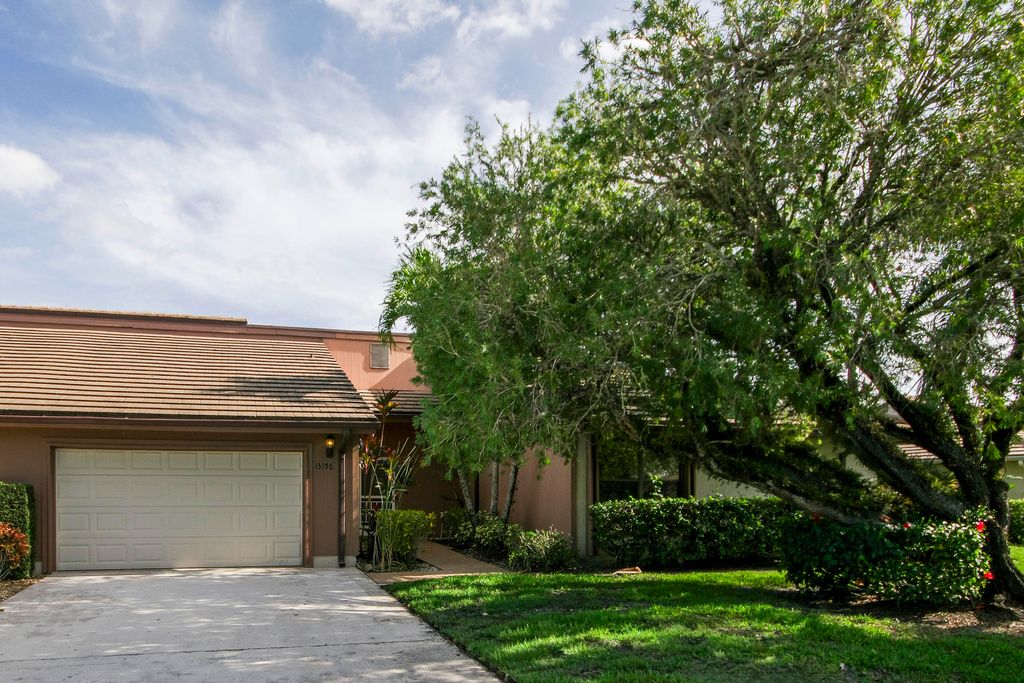Photo of 13356 Touchstone Place, Palm Beach Gardens, FL 33418 (MLS # R11148463)