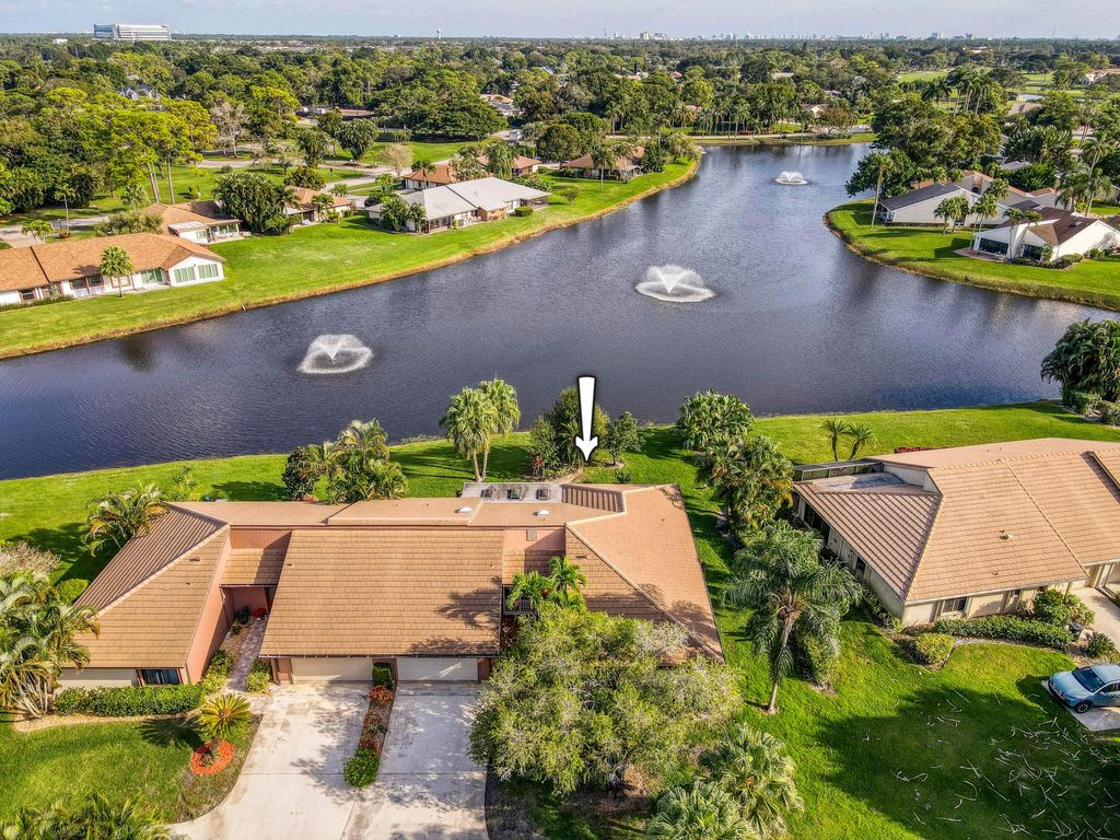 Photo of 13356 Touchstone Place, Palm Beach Gardens, FL 33418 (MLS # R11148463)