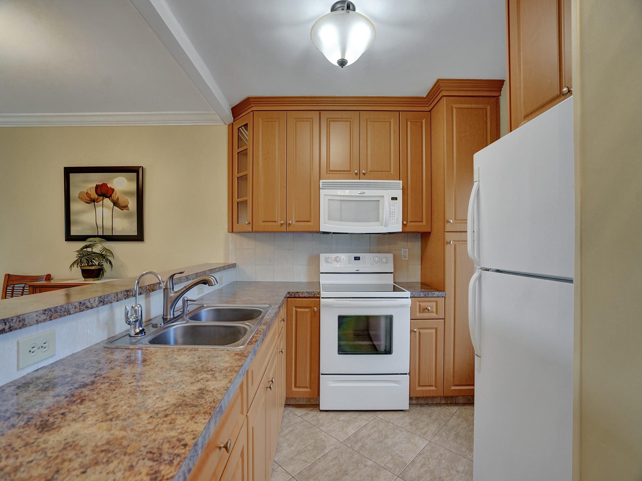 HAWAIIAN GARDENS - Residential