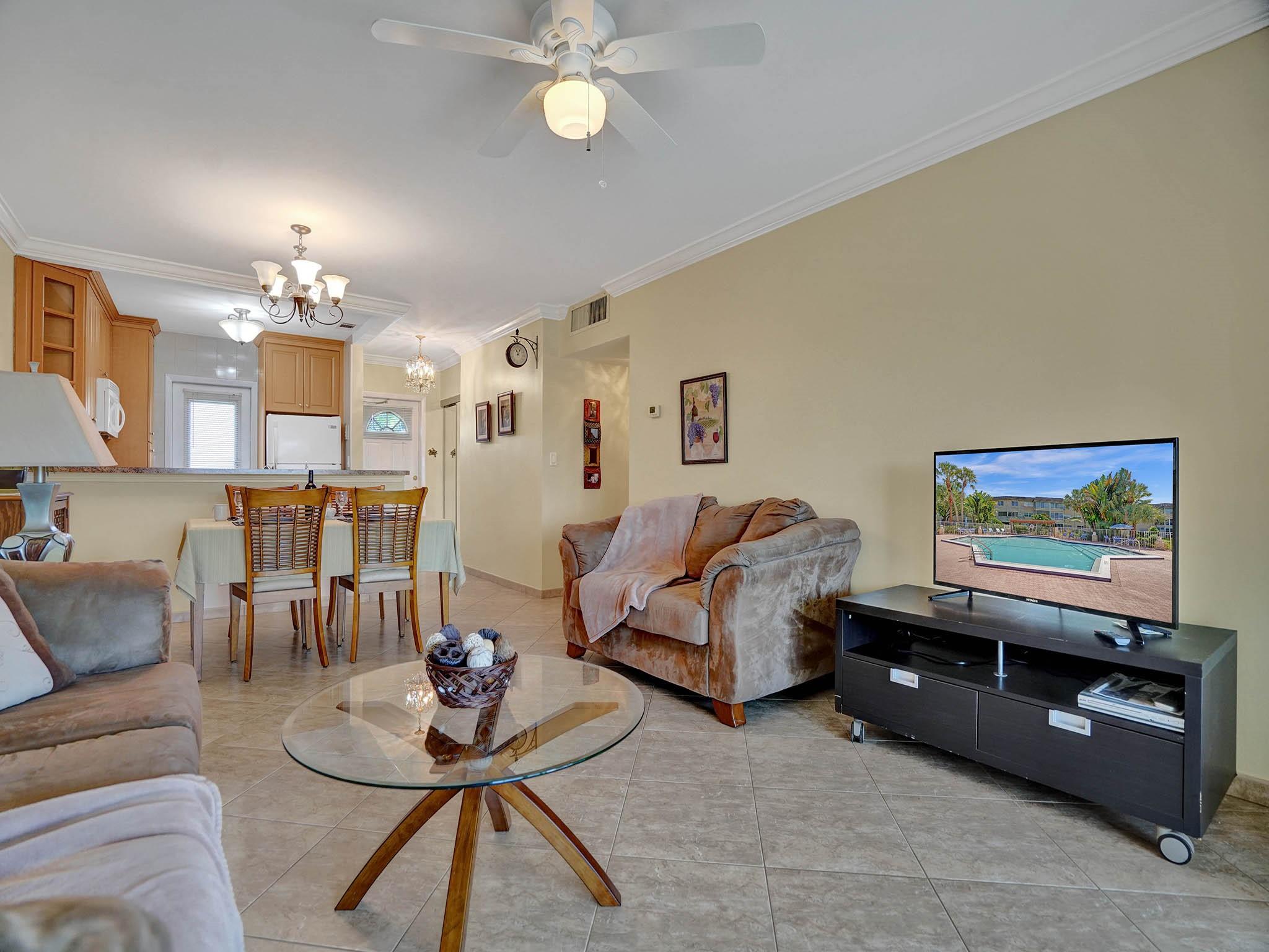 HAWAIIAN GARDENS - Residential