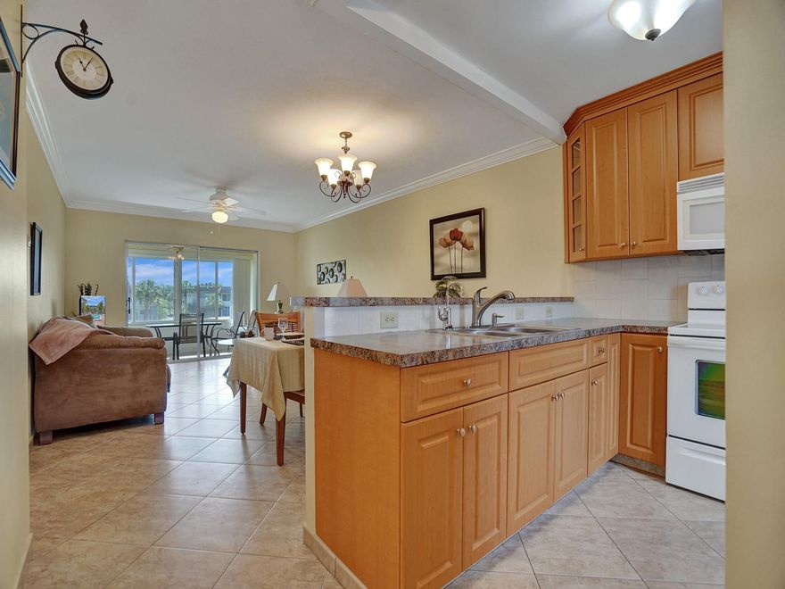 absolutely gorgeous 2/2 unit in beautiful Hawaiian gardens. A 55 and over community that is close to everything. This unit has an open concept kitchen, comes fully furnished and all you need to do is move in. An enclosed patio with a great view of the pool, water and impressive garden view that only Hawaiian gardens can provide. Your own personal oasis to get you away form the cold, or if you are planning on downsizing, this is where you want to do it.