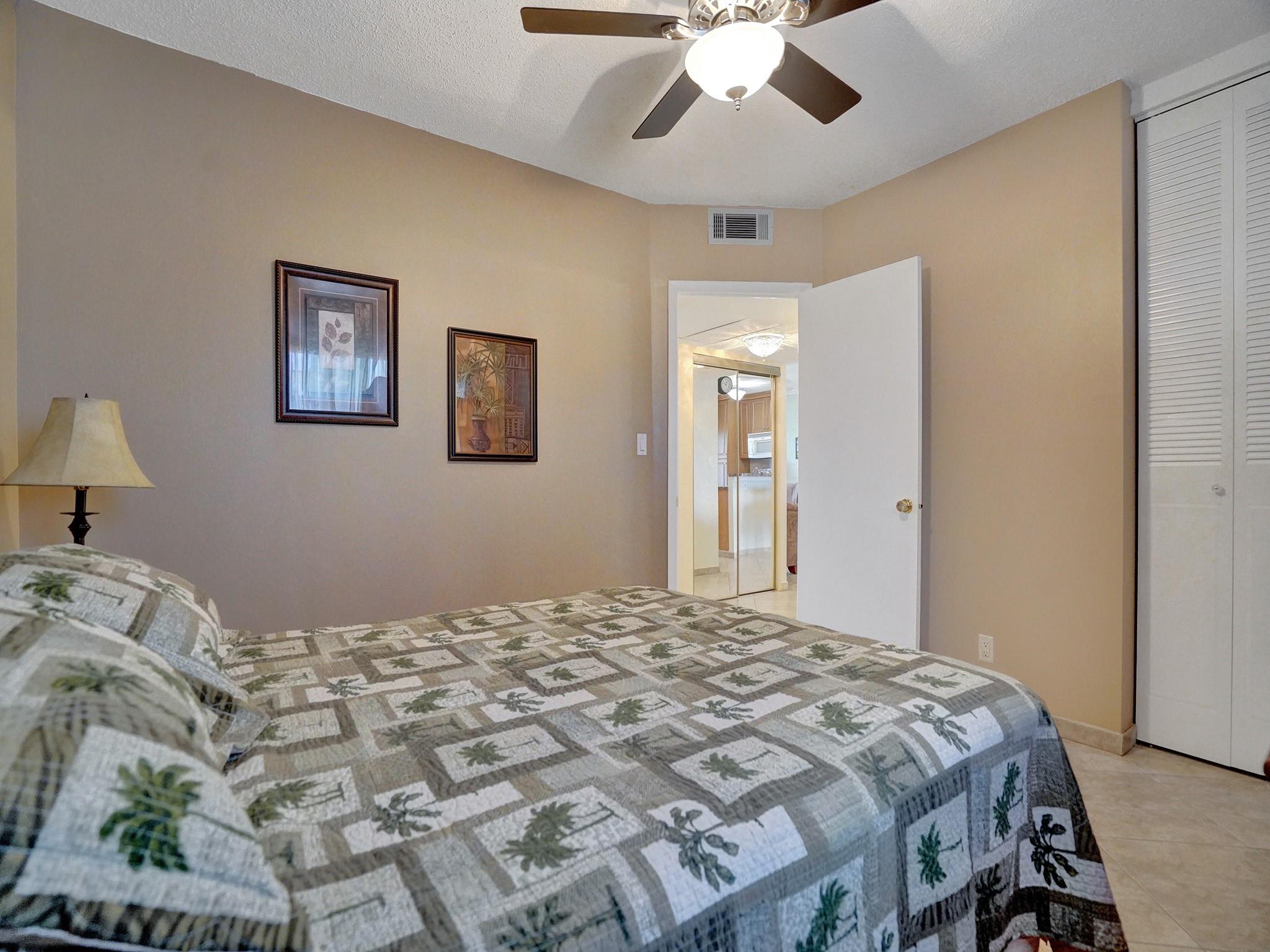 HAWAIIAN GARDENS - Residential