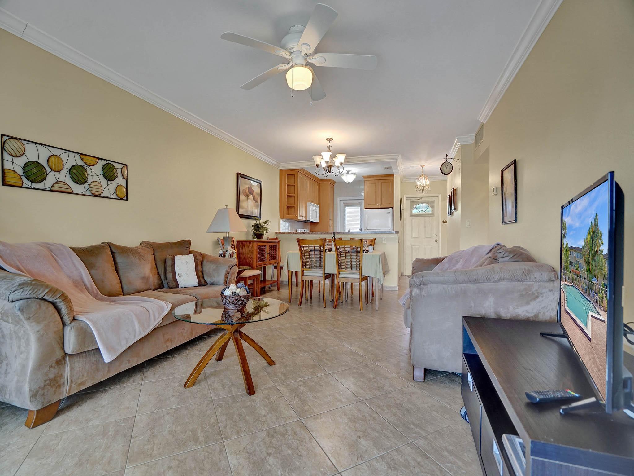 HAWAIIAN GARDENS - Residential