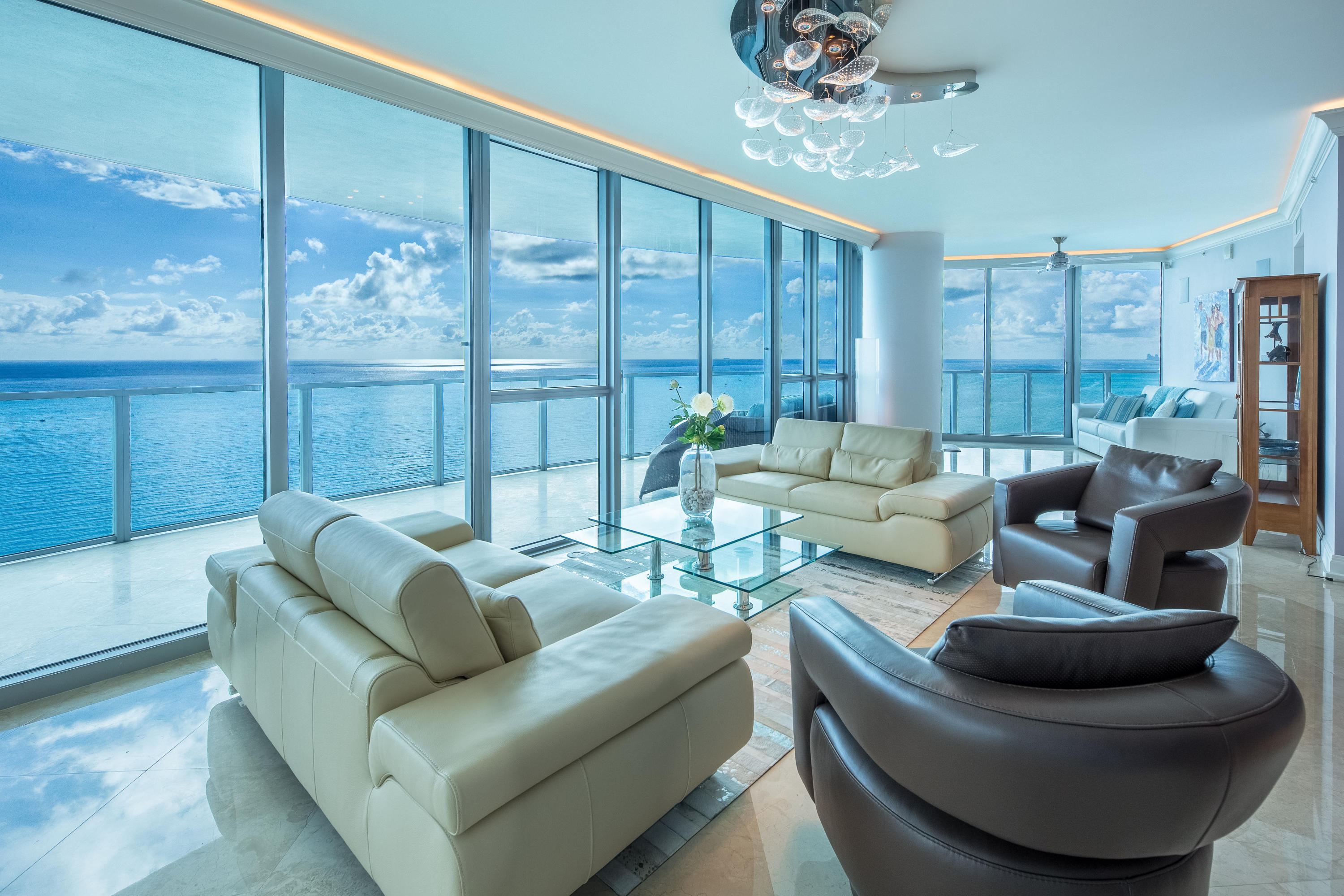 OCEAN PALMS - Residential