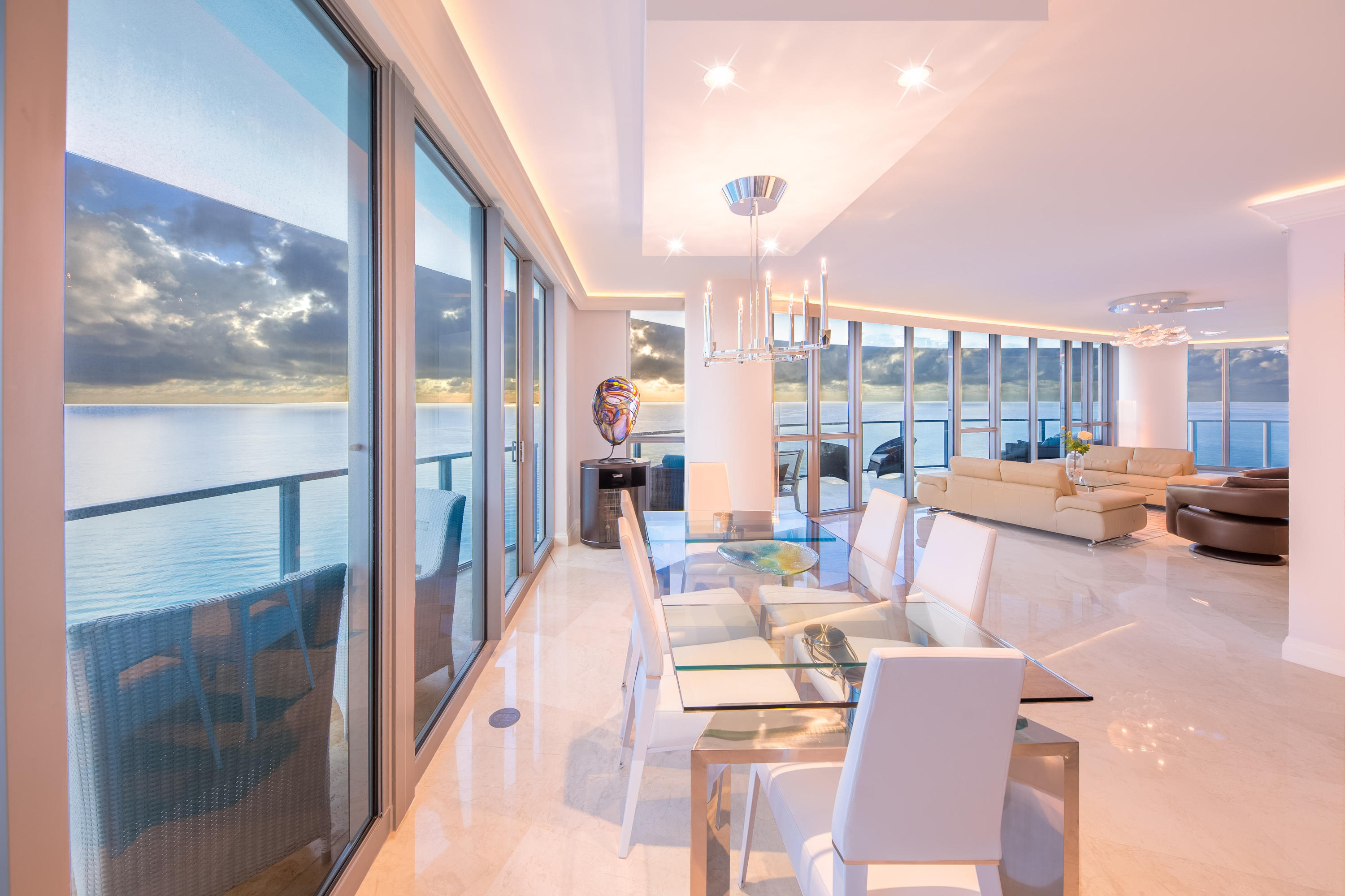 OCEAN PALMS - Residential