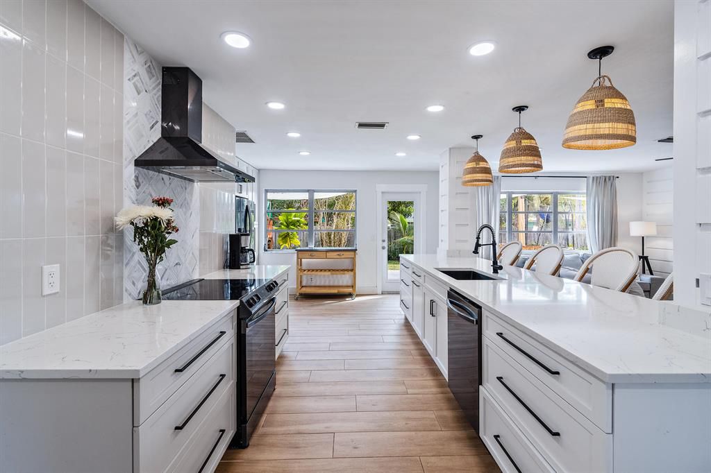 Photo of 360 Cedar Avenue, Tequesta, FL 33469 (MLS # R10760087)