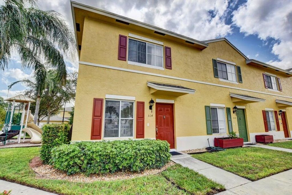 Photo of 514 W Bloxham Street, Lantana, FL 33462 (MLS # R11108834)