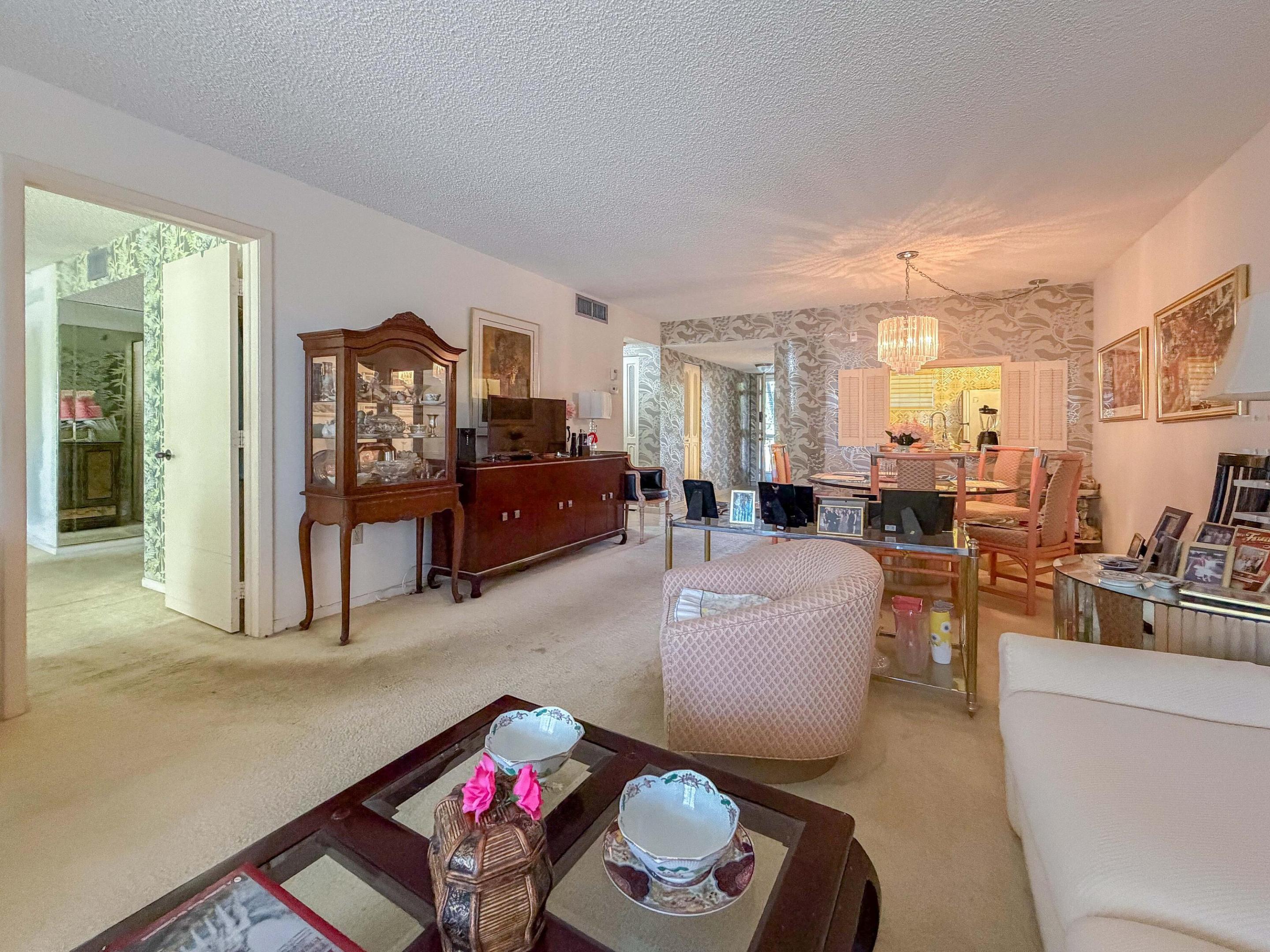 3930 Inverrary Boulevard 304-d