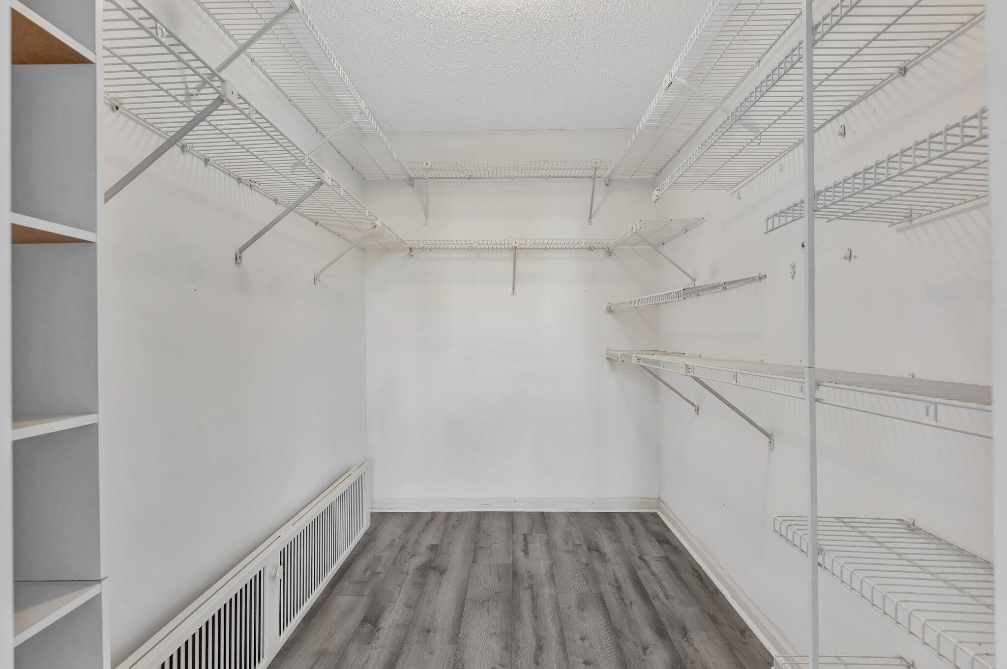 PORTA BELLA EAST AND PORT - Residential