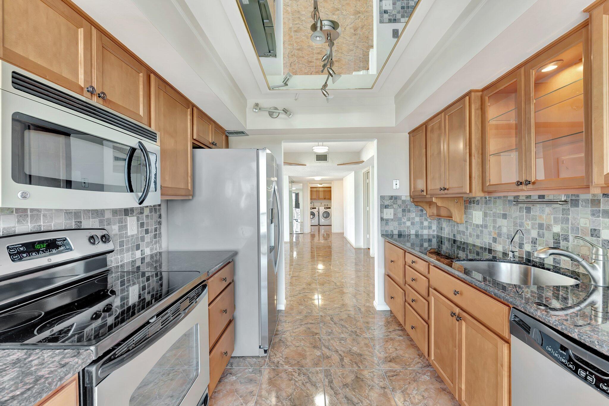 PORTA BELLA EAST AND PORT - Residential