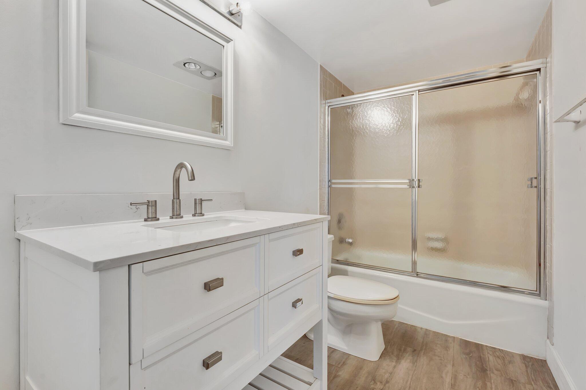 PORTA BELLA EAST AND PORT - Residential