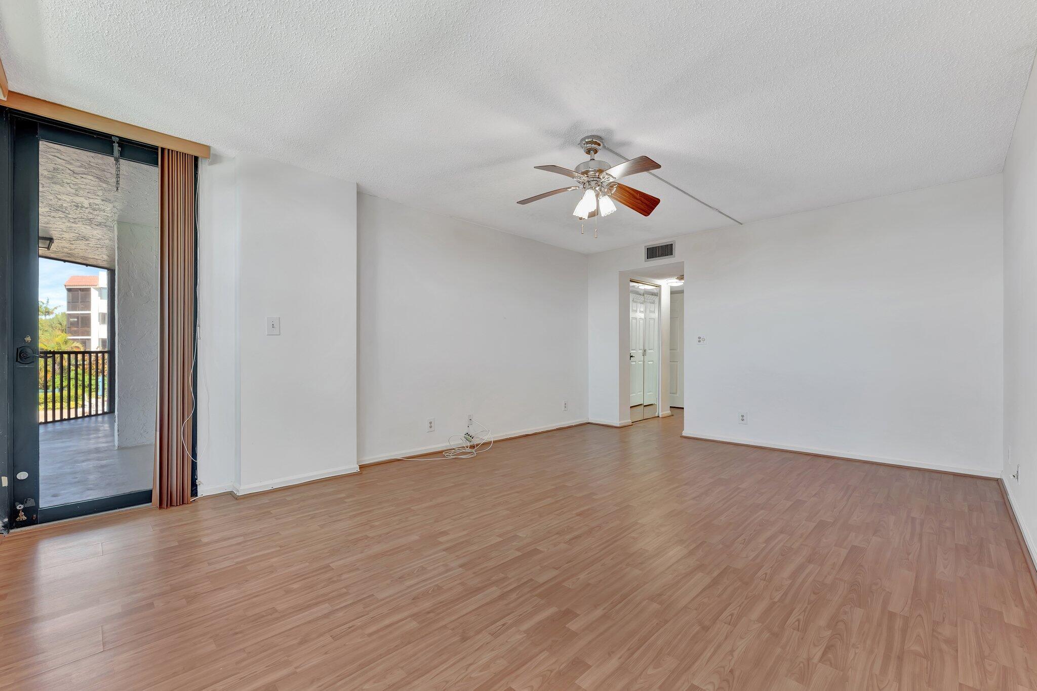 PORTA BELLA EAST AND PORT - Residential