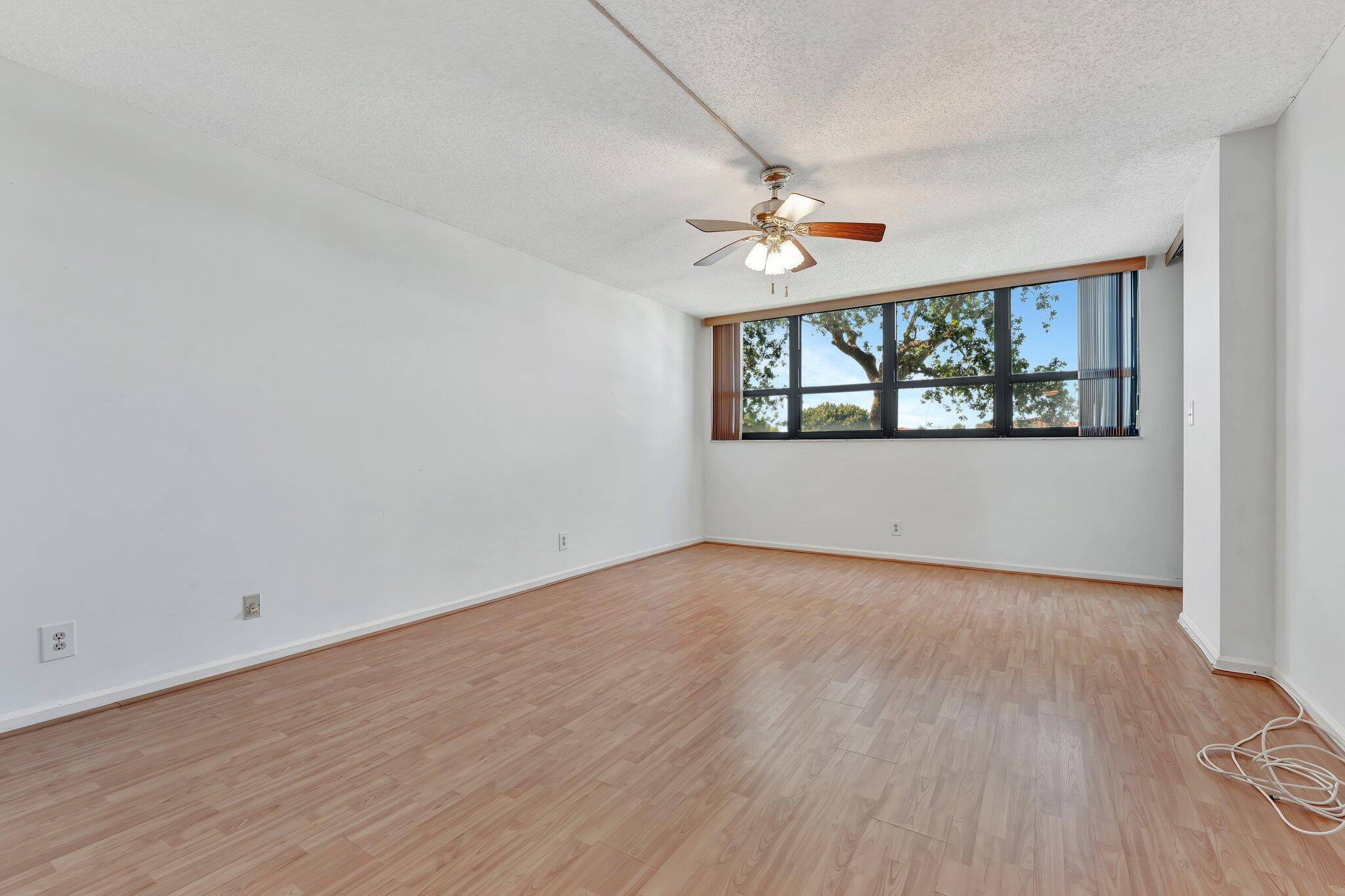 PORTA BELLA EAST AND PORT - Residential