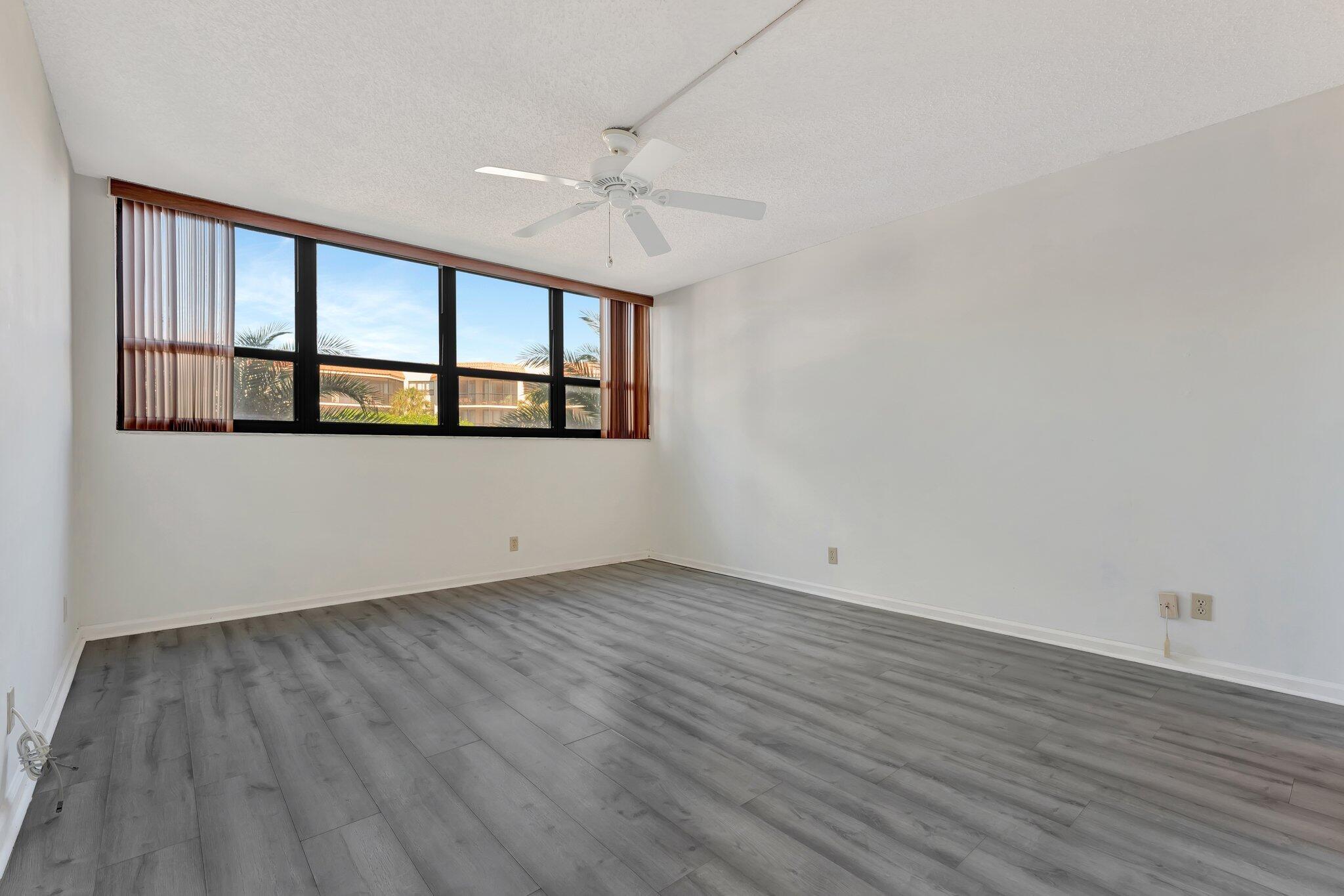 PORTA BELLA EAST AND PORT - Residential