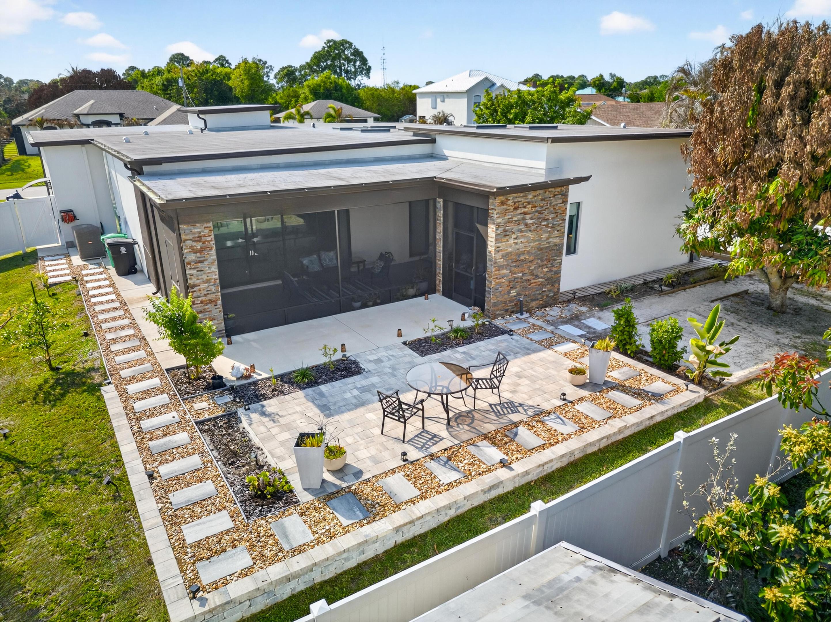 PORT ST LUCIE SECTION 20 - Residential