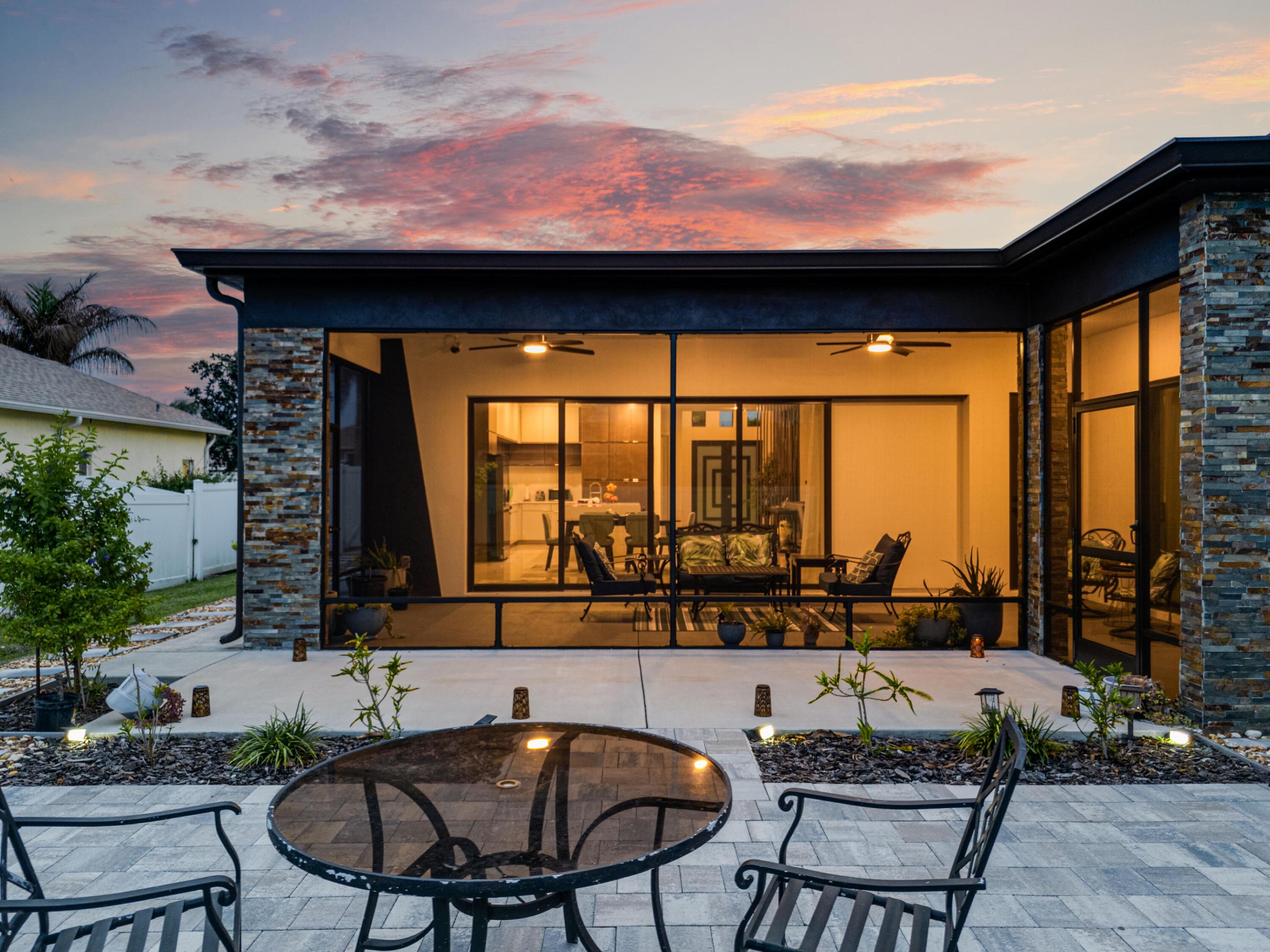 PORT ST LUCIE SECTION 20 - Residential