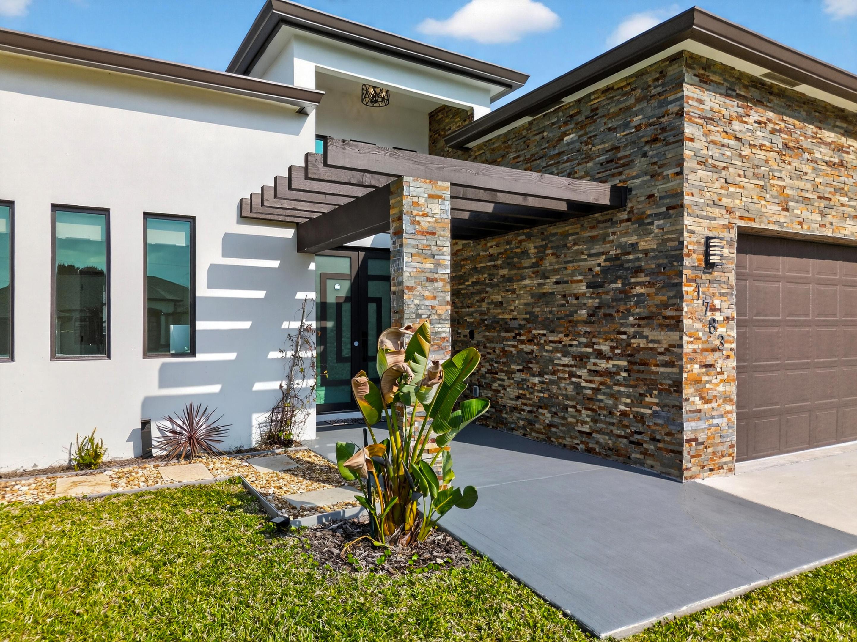 PORT ST LUCIE SECTION 20 - Residential