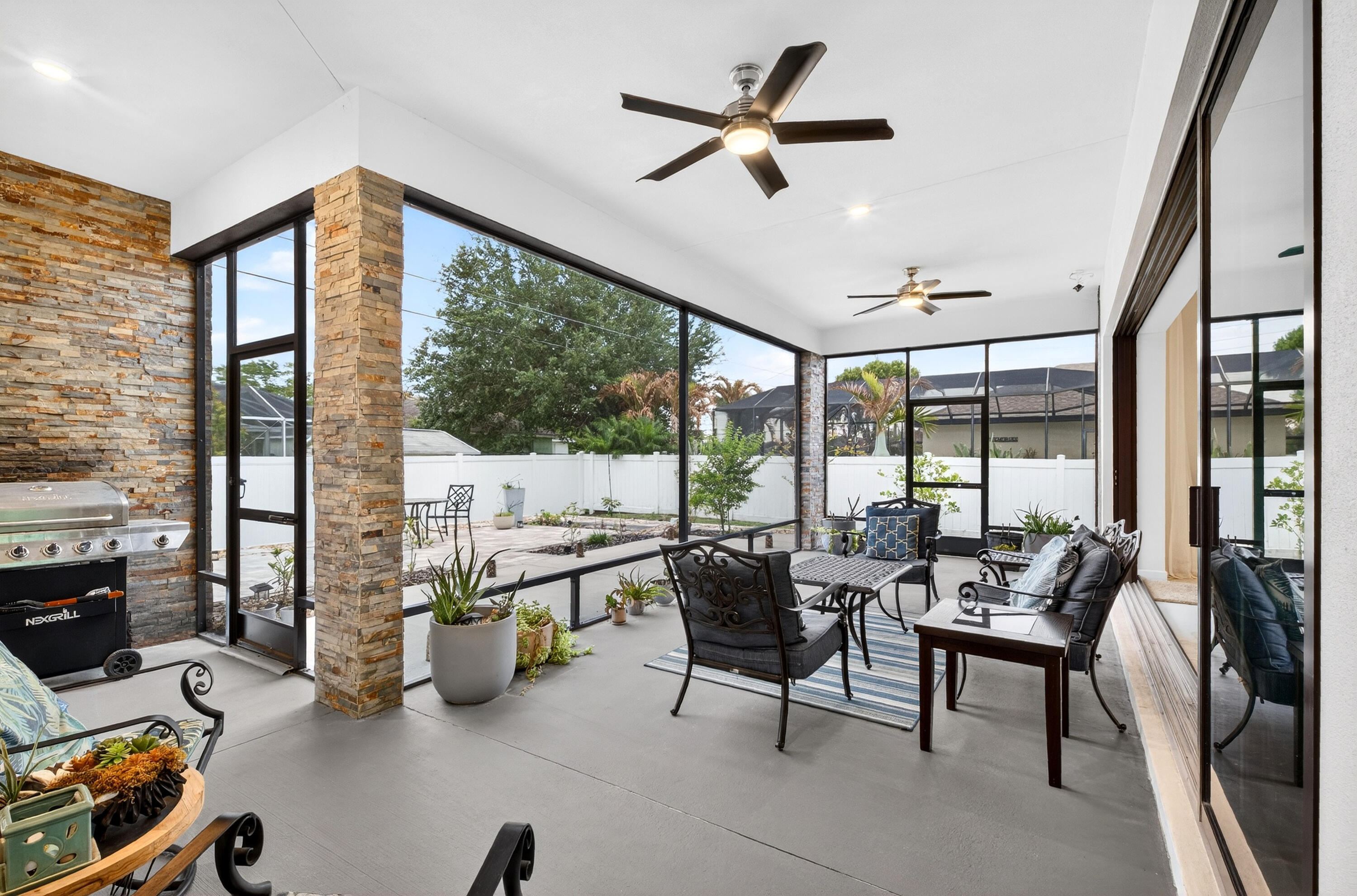 PORT ST LUCIE SECTION 20 - Residential