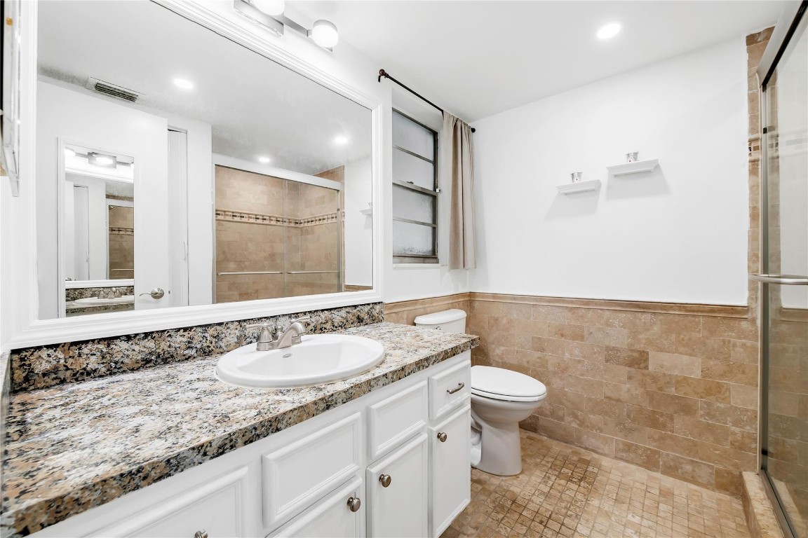 VIEWPOINTE CONDO - Residential