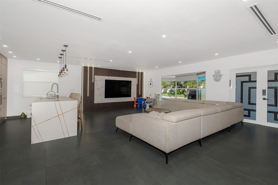 Hollywood Hills 1965 61-2 - Residential