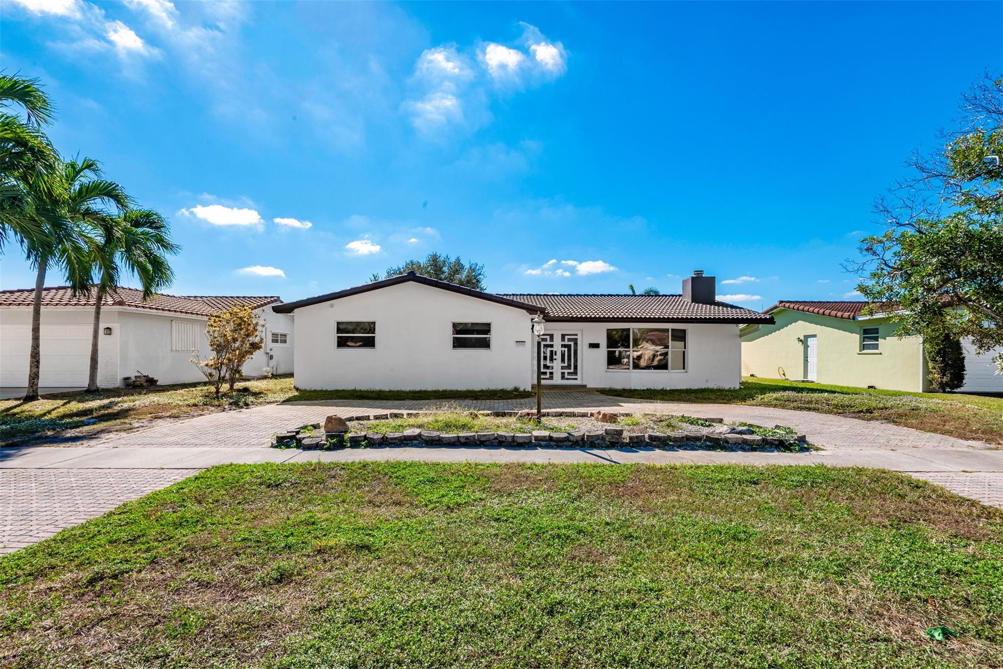 Hollywood Hills 1965 61-2 - Residential