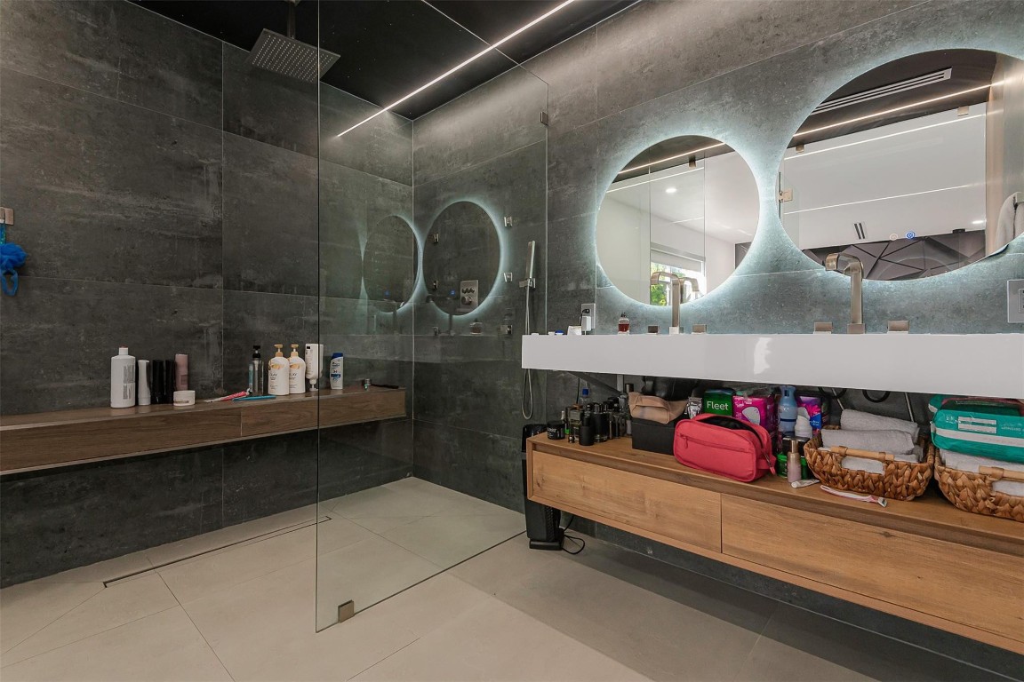 Hollywood Hills 1965 61-2 - Residential