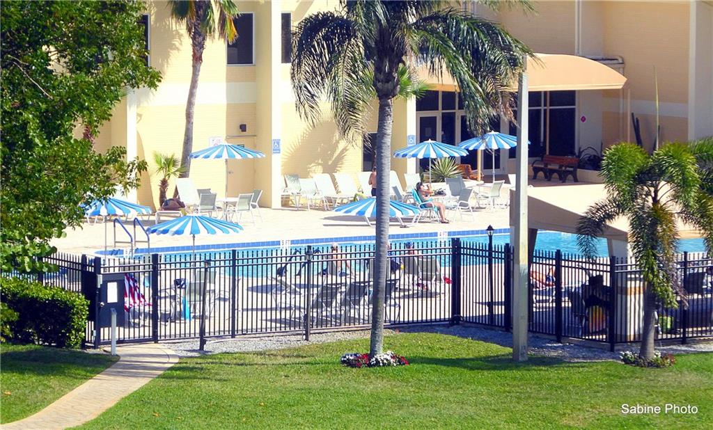 VILLAGE ROYALE EMERALD GR - Residential