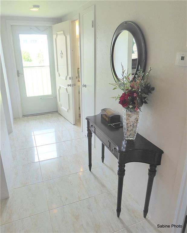 VILLAGE ROYALE EMERALD GR - Residential