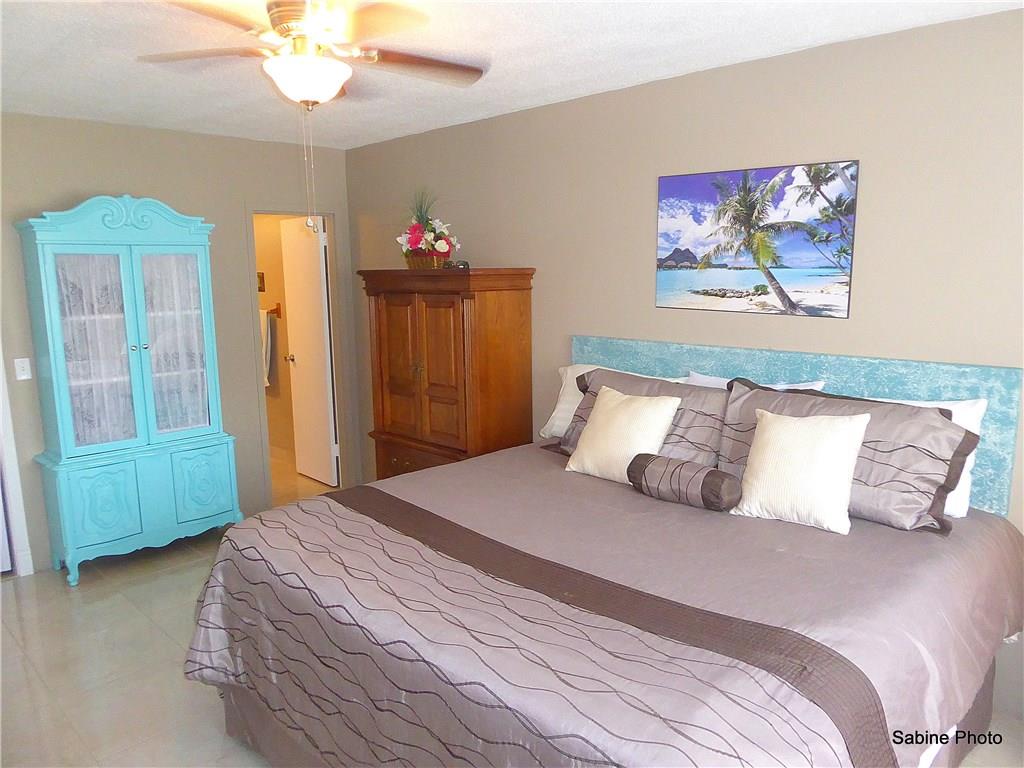 VILLAGE ROYALE EMERALD GR - Residential
