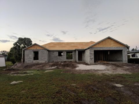 A home in Port St Lucie