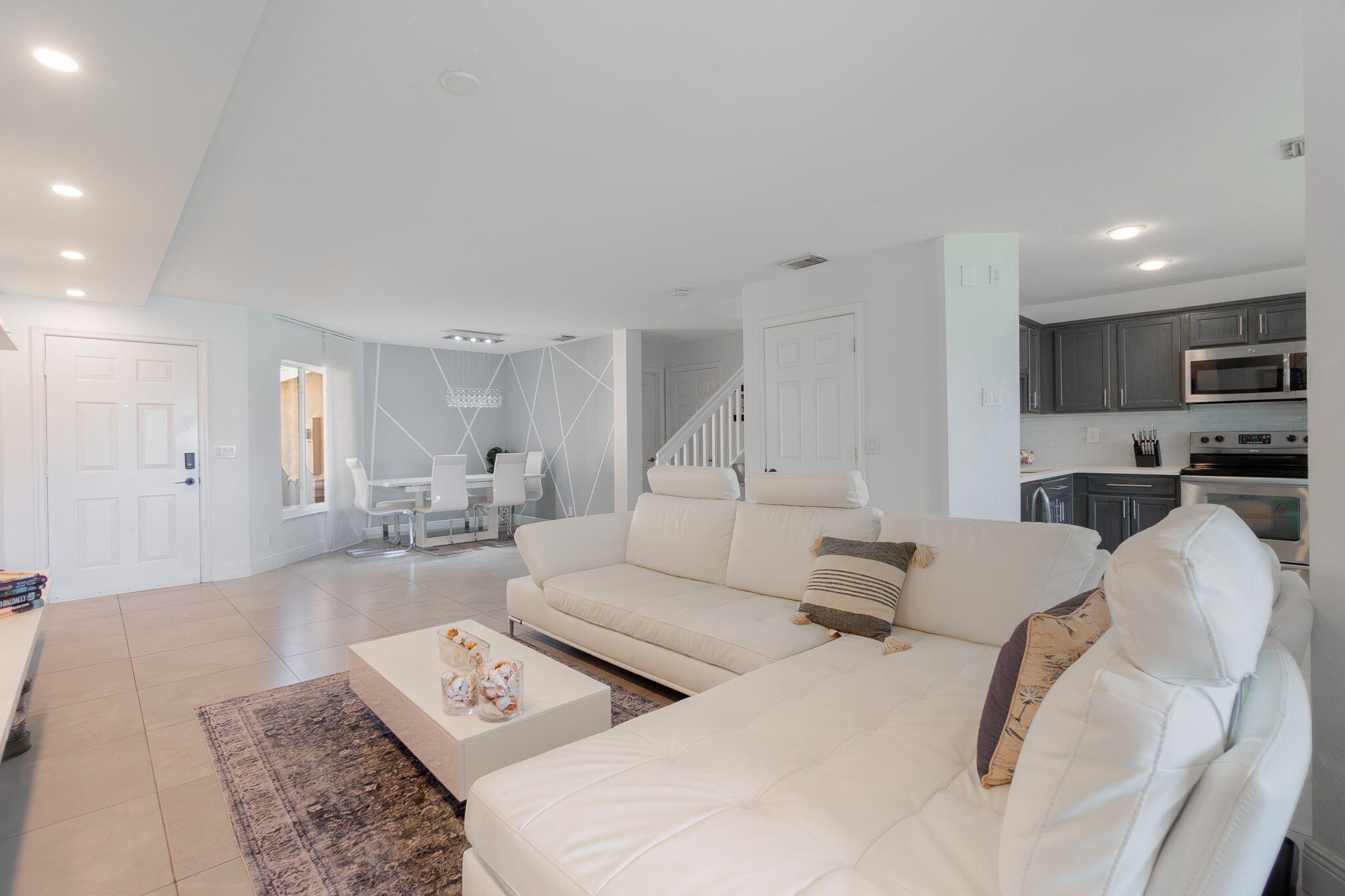 Properties 6242 Eaton Street