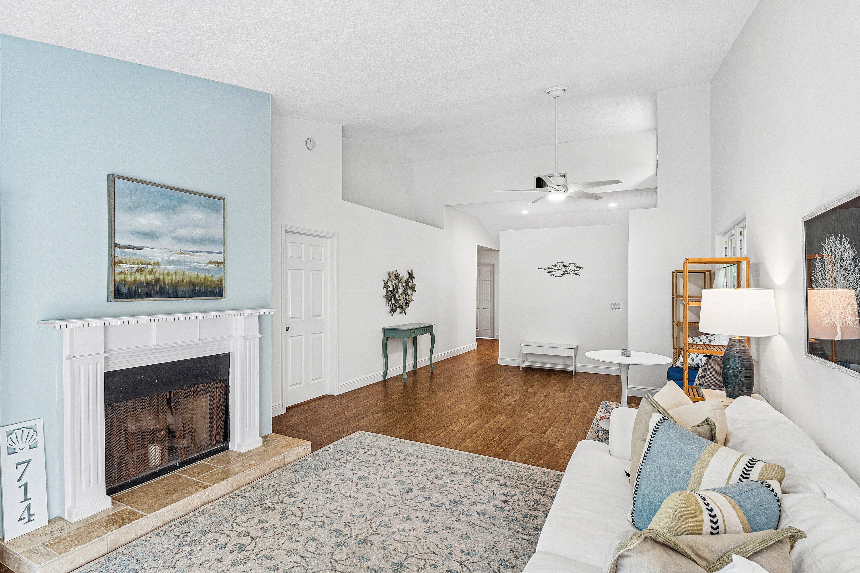 VILLAS OF OCEAN DUNES - Residential Lease