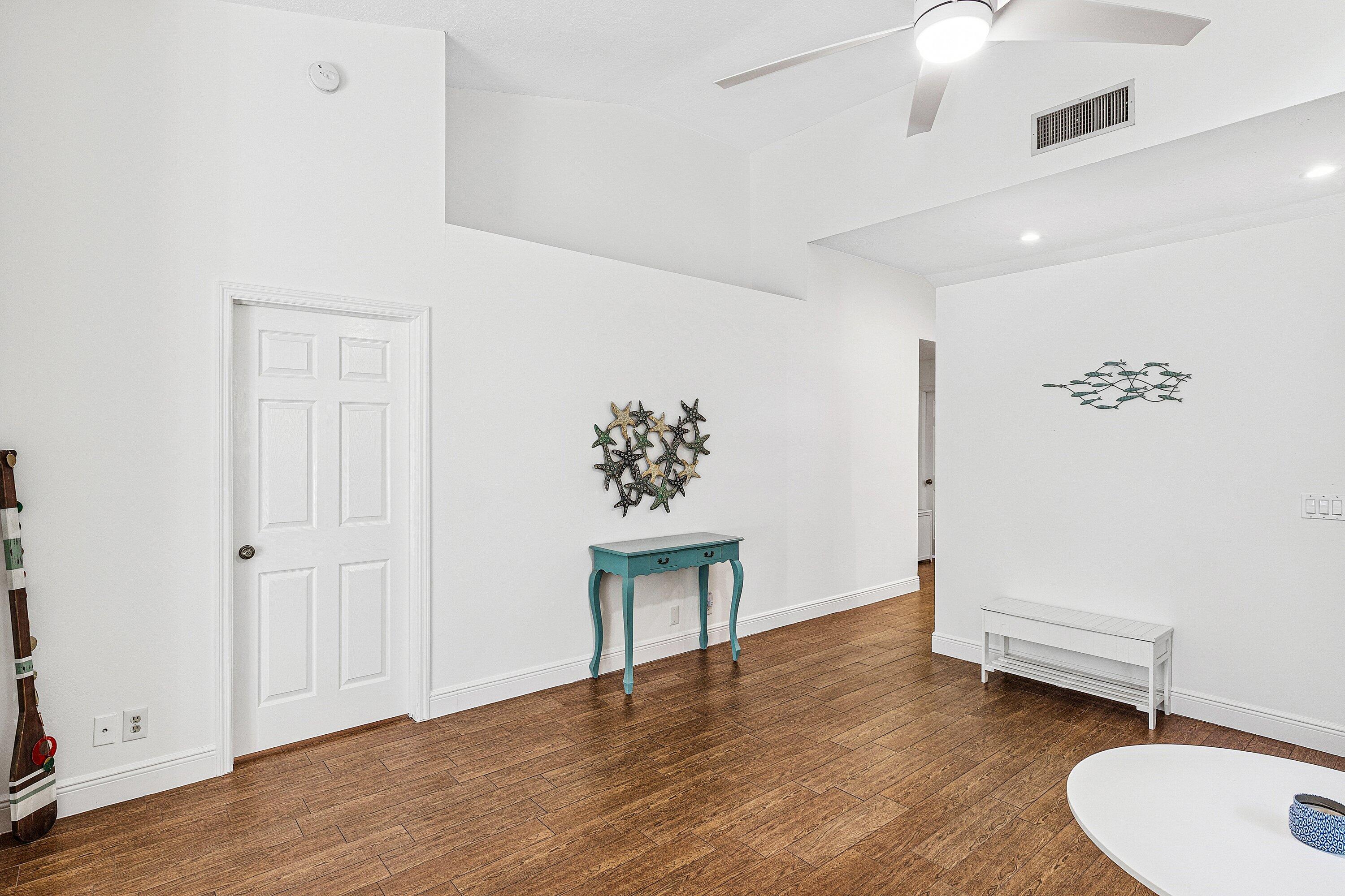 VILLAS OF OCEAN DUNES - Residential Lease