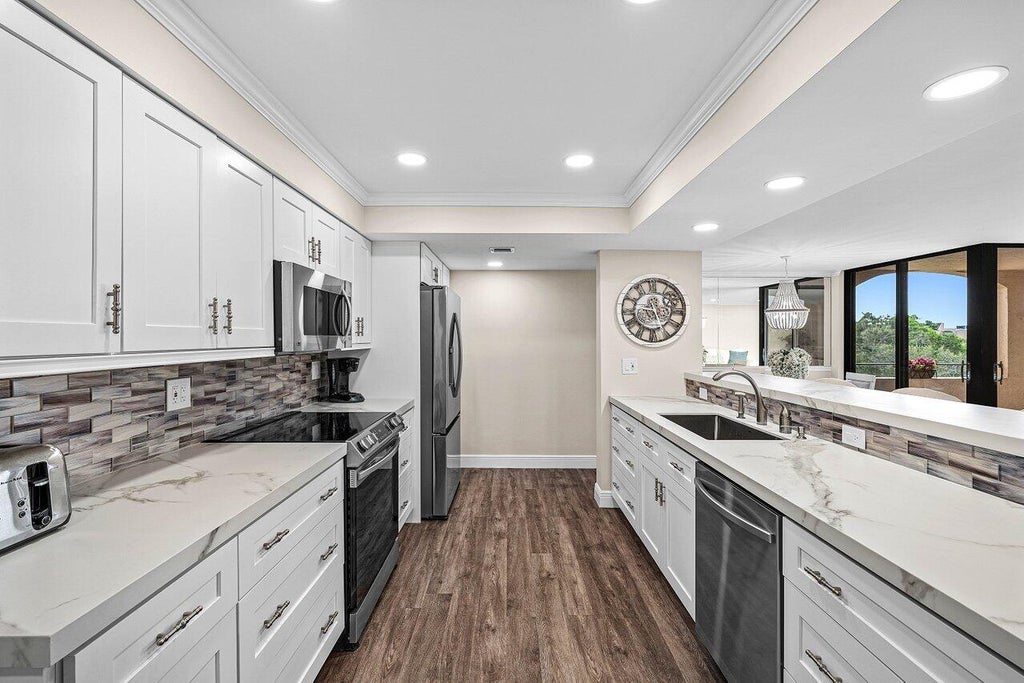 Photo of 2255 LINDELL Boulevard #4505, Delray Beach, FL 33444 (MLS # B26093834)