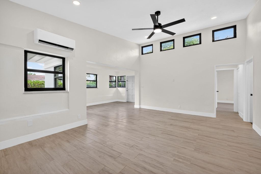 Photo of 1403 NE 13th Street, Fort Lauderdale, FL 33304 (MLS # B26028935)