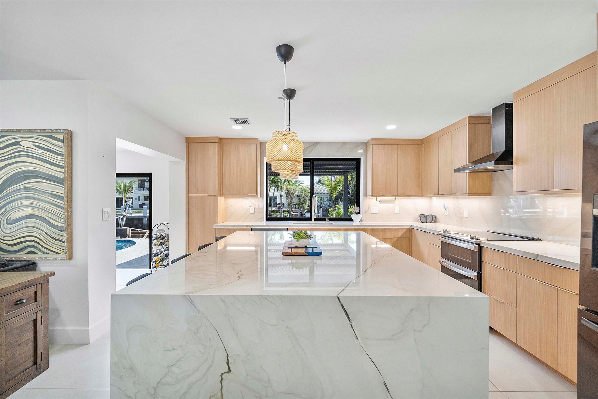 TROPIC ISLE - Residential