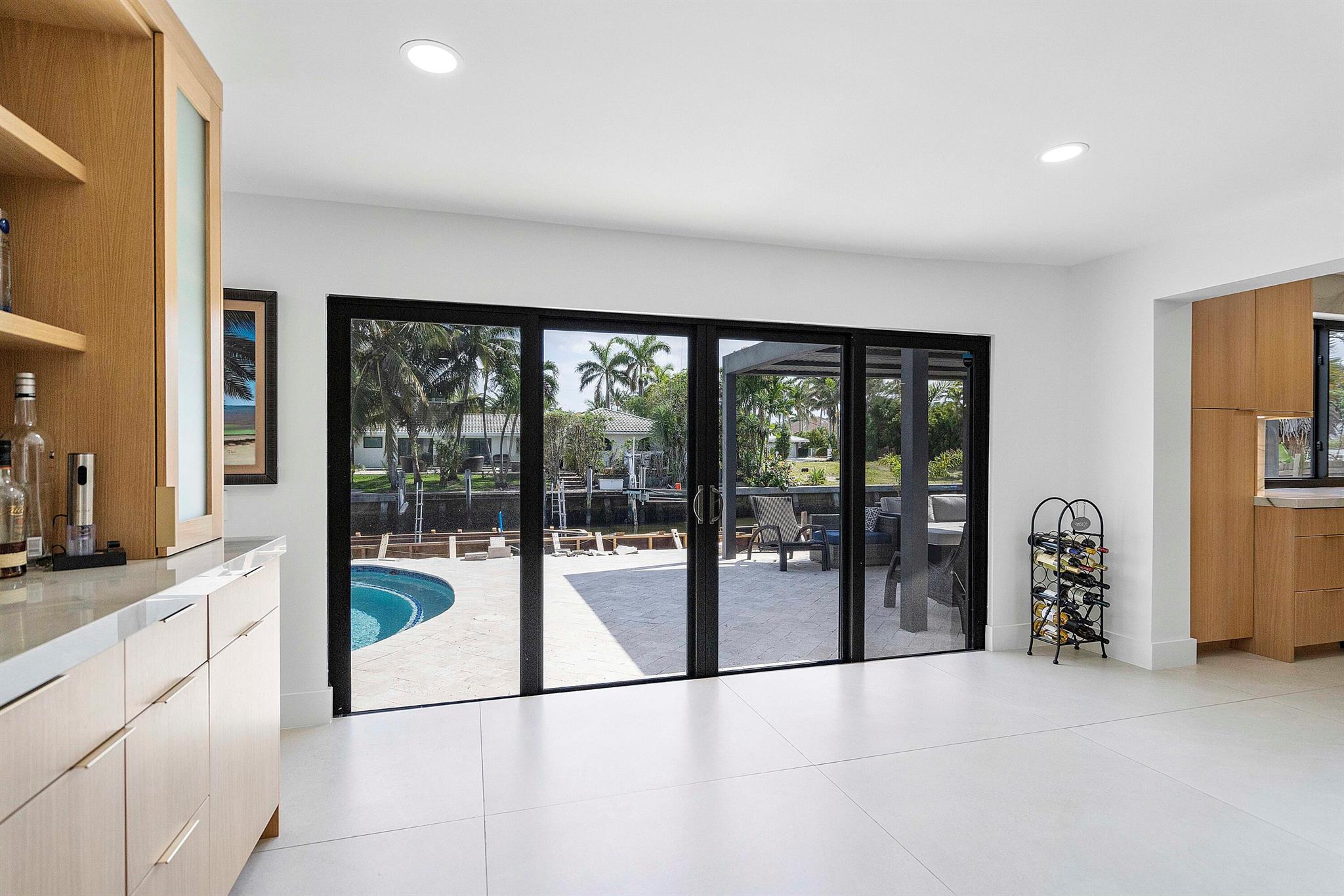 TROPIC ISLE - Residential