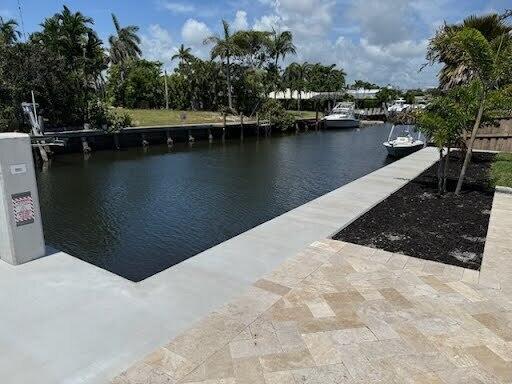 TROPIC ISLE - Residential