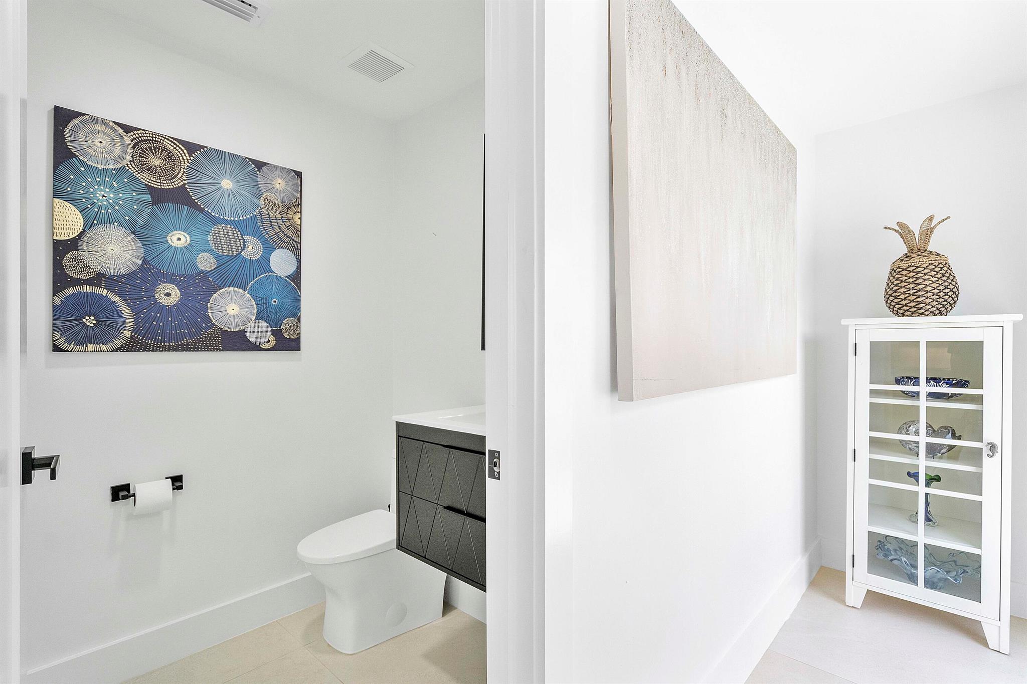 TROPIC ISLE - Residential