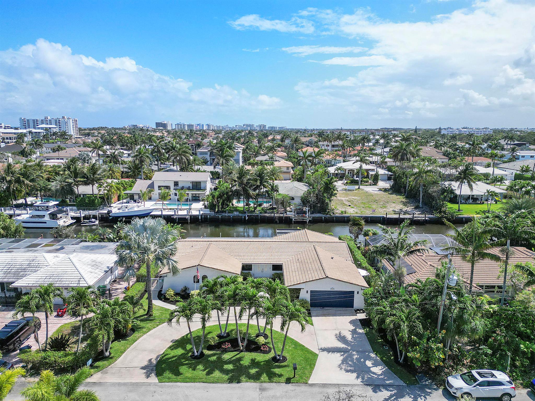 TROPIC ISLE - Residential