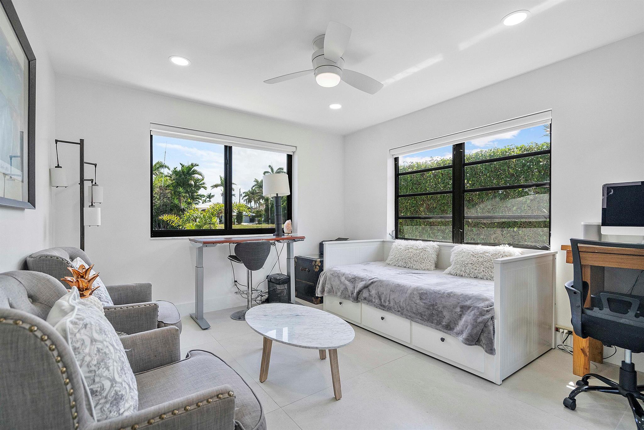 TROPIC ISLE - Residential