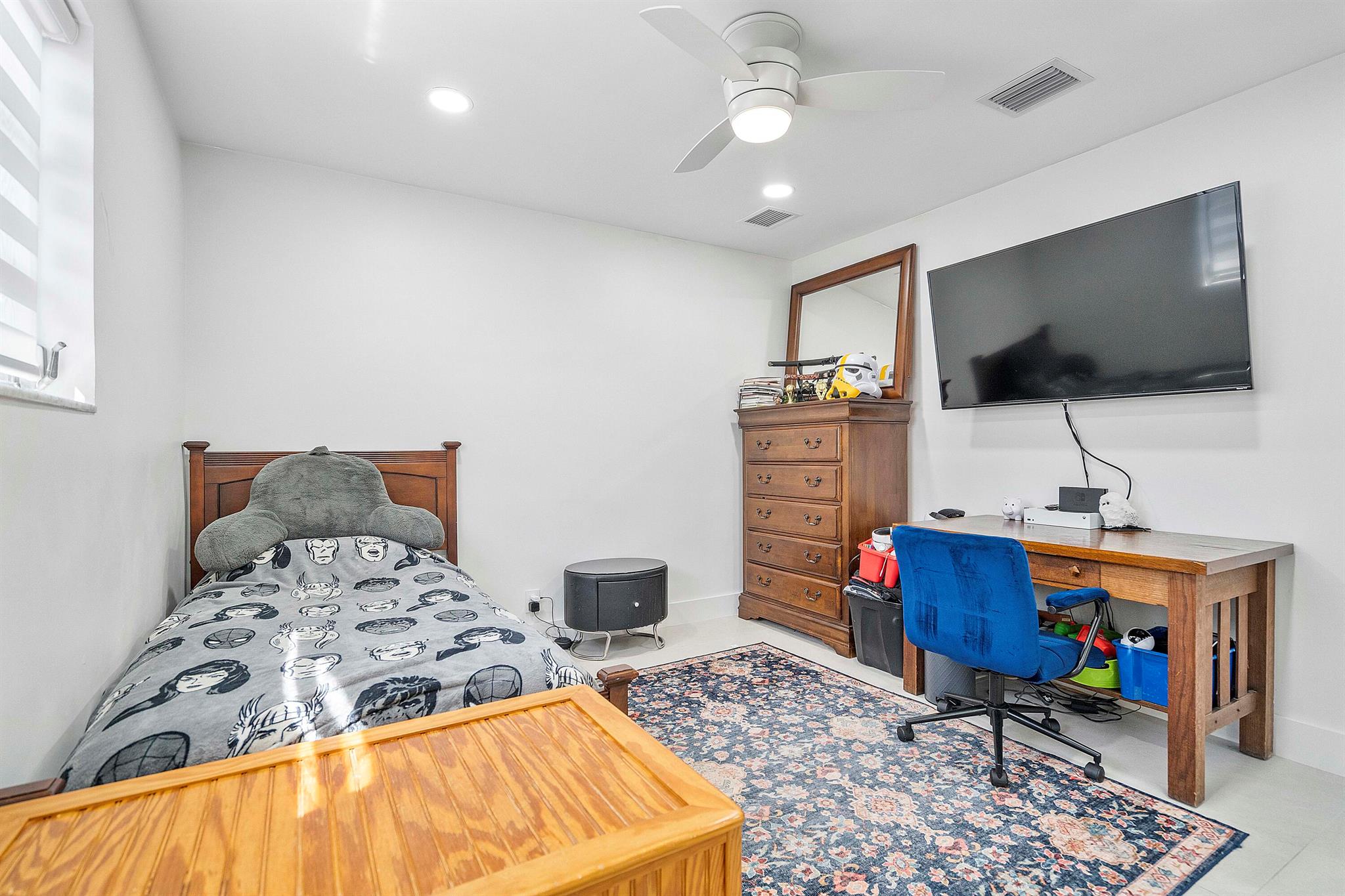 TROPIC ISLE - Residential